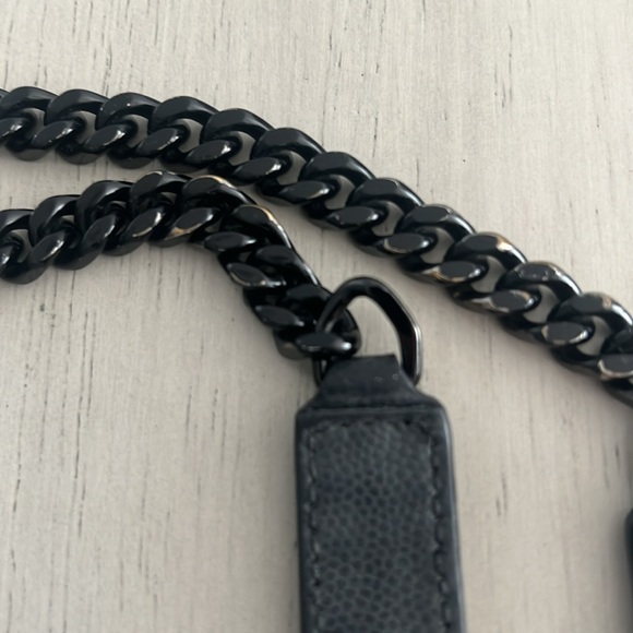 YSL ENVELOPE MEDIUM IN QUILTED GRAIN DE POUDRE EMBOSSED LEATHER
NOIR - Picture 8 of 15